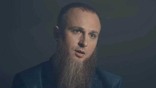 Органы опеки не нашли в образе жизни семьи Сухова ничего тревожащего | Источник: sasha_sulim_channel / Youtube.com