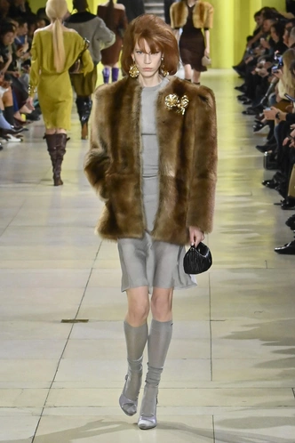 Теплые, уютные, твои: 17 лучших шуб этой зимы