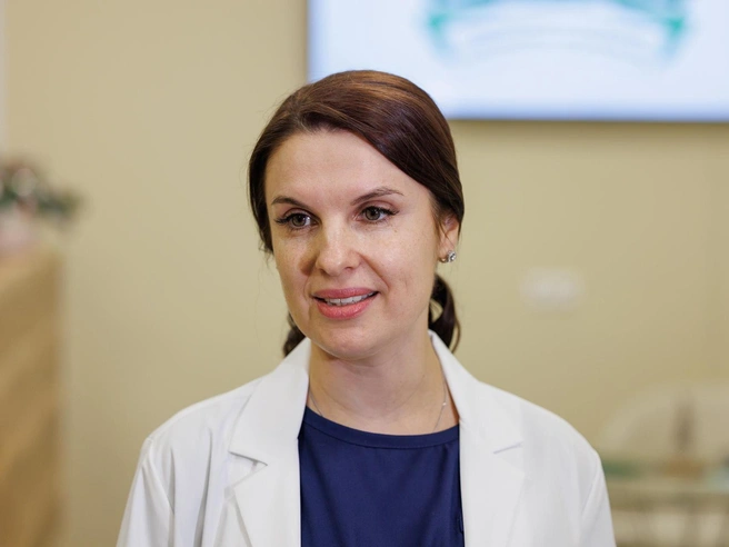Руководство больницы доложило о готовности отделений к началу работы. | Источник: Алексей Волхонский / V1.RU