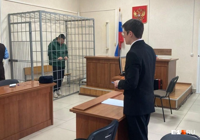 Павел сначала отрицал вину, но потом на полиграфе раскололся и заплакал | Источник: Белоярский районный суд