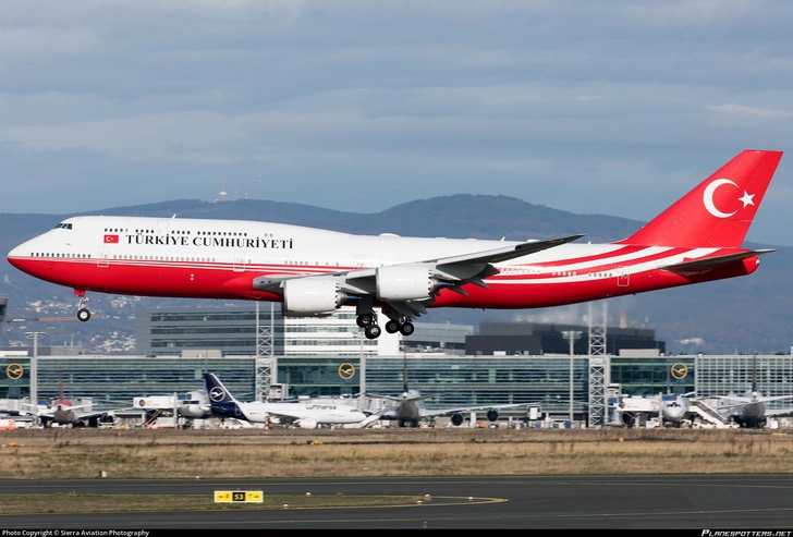 Boeing 747-8 правительства Турции | Источник: Sierra Aviation Photography