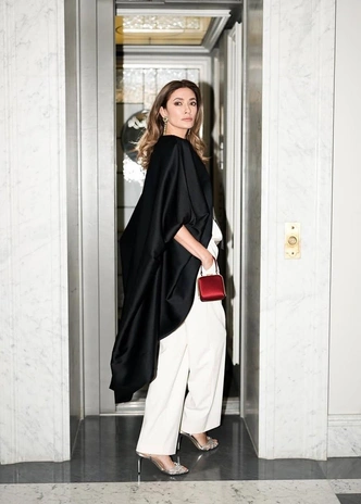 Театральная и еще 5 праздничных сумок для элегантных новогодних образов