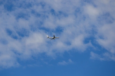 Мощный снегопад в Москве нарушил авиасообщение с Нижним Новгородом