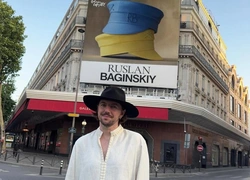 История Украины в Галери Лафайет: Руслан Багинский оформил витрины легендарного универмага в Париже