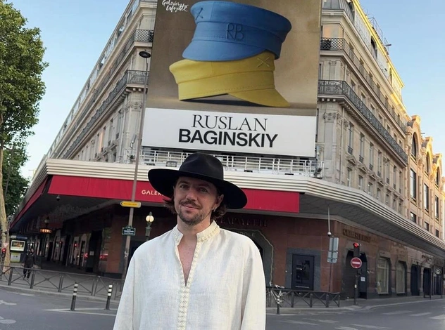 История Украины в Галери Лафайет: Руслан Багинский оформил витрины легендарного универмага в Париже
