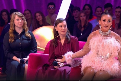 Бузова исполнила песню тюменской мамы и дочки