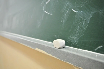 Учительницу из Архангельской области осудили за истязание ученика