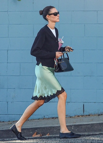 Как интегрировать кружево в свой гардероб — вдохновляемся Витторей Черетти | marieclaire.ru