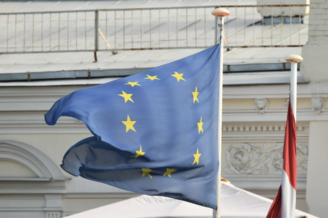 Банки, СПГ и китайские компании. Что содержит 19-й пакет санкций ЕС против России | Источник: Артём Устюжанин / MSK1.RU