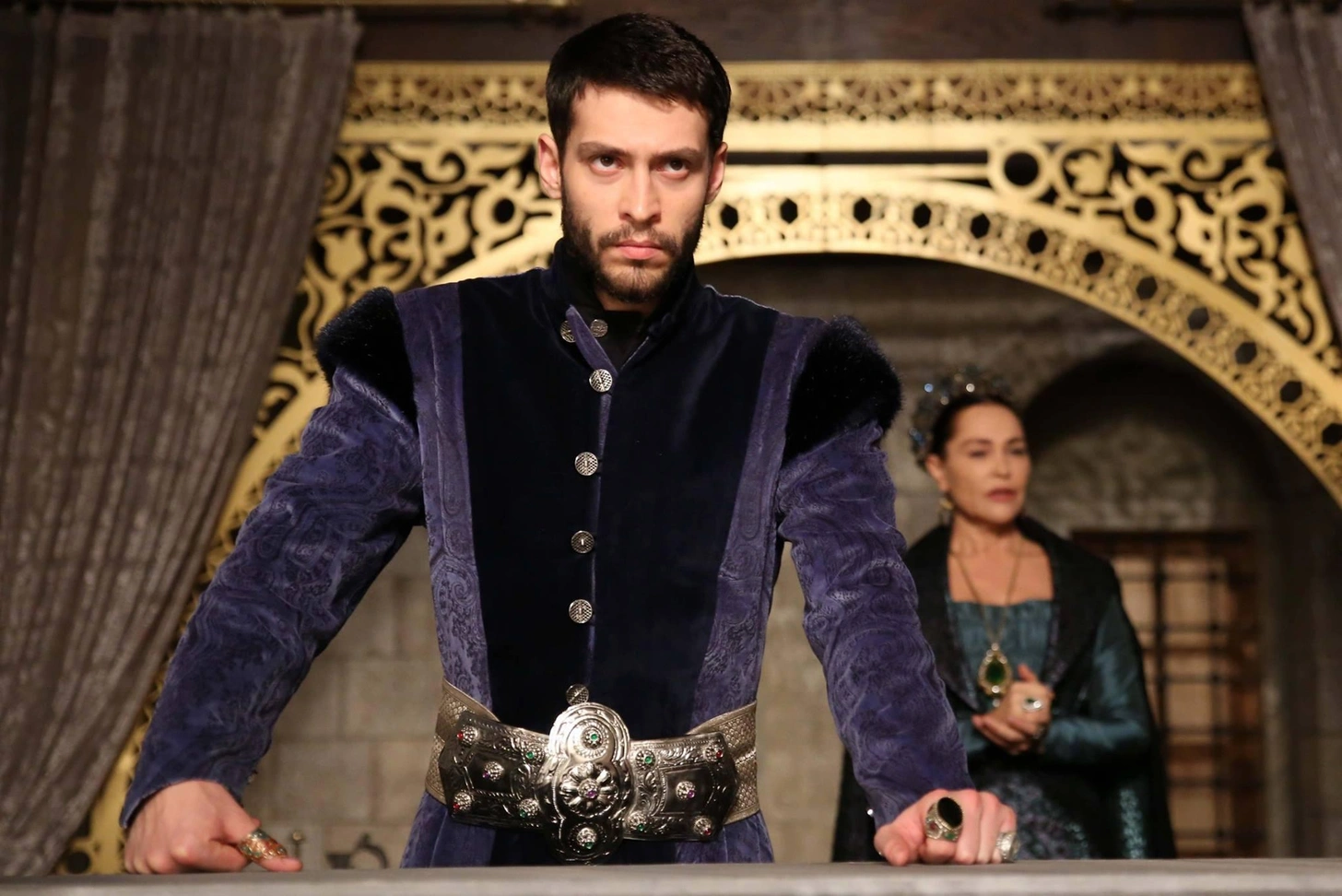 Арық денені үлкені трахает етеді Денис Миланидің төбесі жоқ суреті