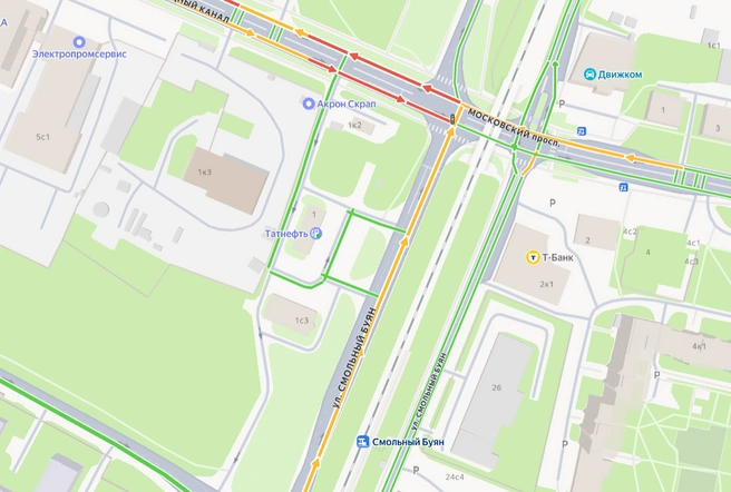 На Смольном Буяне желающих заправиться мало | Источник: Yandex.ru / maps