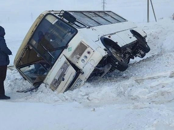 Водитель не справился с управлением из-за плохой видимости | Источник: прокуратура Кузбасса