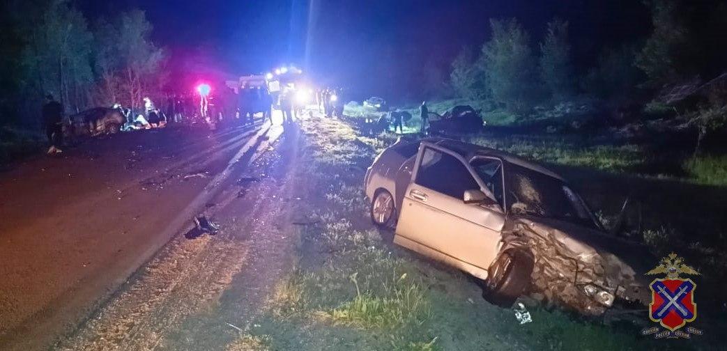 Одна из девушек была беременна: всё, что известно о страшной аварии с пятью погибшими под Волгоградом