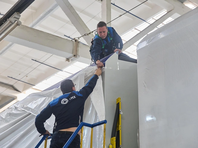 Всего в Новосибирск поступили три состава «Ермак», один уже работает на линии | Источник: Александр Ощепков / NGS.RU