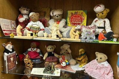 Visitors Can Hug Exhibits at Voronezh's Plush Bear Museum