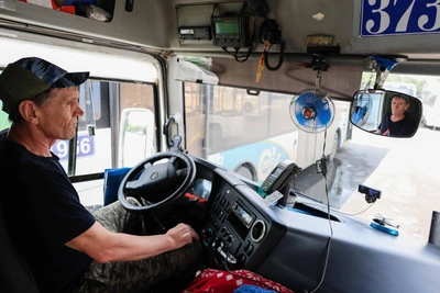 В Кургане водители спят по 90 минут, тратя 4 часа на мойку