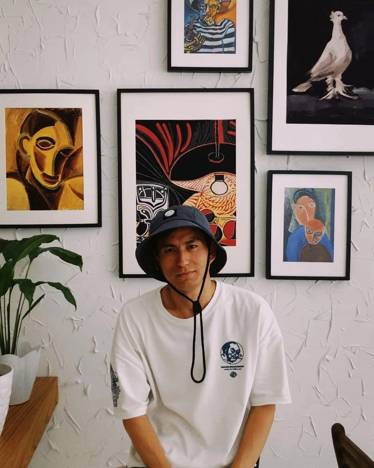 Брюнетка порно томпақ