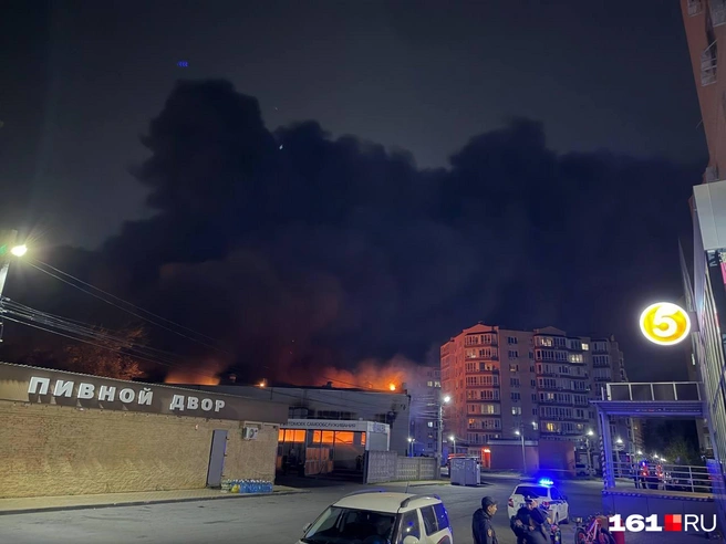В МЧС получили сообщение о пожаре в 16:20 | Источник: Евгений Вдовин / 161.RU