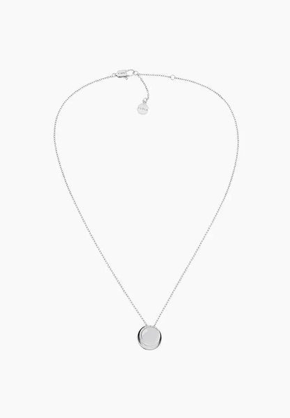 Минимализм, в который влюблены все: как Дженнифер Лоуренс стала новой королевой стритстайла Минимализм, в который влюблены все: как Дженнифер Лоуренс стала новой королевой стритстайла