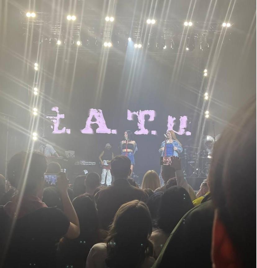 «Уфа, респект и уважуха!»: знаменитая группа из нулевых собрала зумеров. Как прошел концерт группы «Тату»