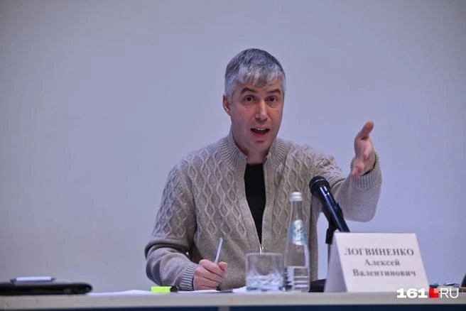 Тогда же бывший глава администрации предложил пострадавшим брать ипотеки и кредиты | Источник: Евгений Вдовин / 161.RU