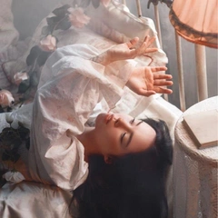 Как нельзя ставить кровать: напротив зеркала и еще 5 частых ошибок