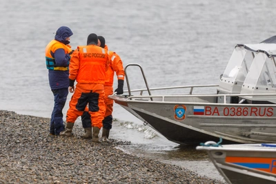 В Волгограде из Волги достали тело мужчины