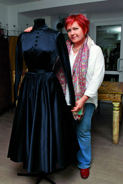 Мария Юреско работала с Гурченко на проекте «Старые клячи». Платье из «Карнавальной ночи» она воссоздала по фото