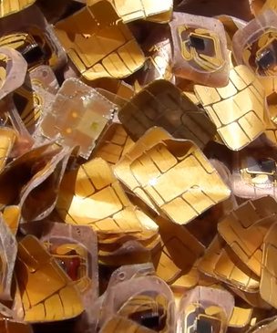 Сколько золота можно получить из старых SIM-карт, причем самому: наглядное видео