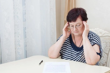 «Знакомый взял большую сумму в долг и не отдает. Как скорее вернуть свои деньги?»