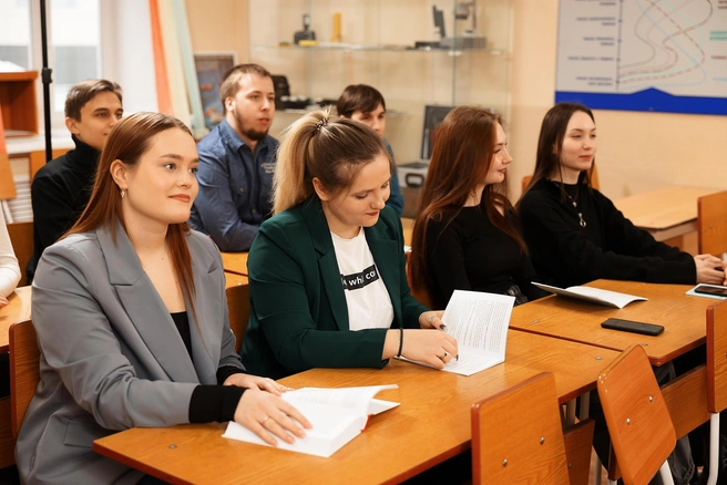 Один из ведущих вузов региона | Источник: Западно-Уральский институт экономики и права