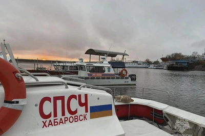 В Хабаровском районе спасли рыбака с другого берега Амура