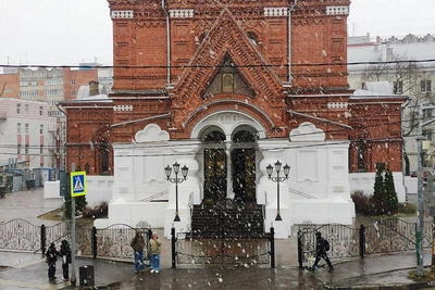 Апрельская метель накрыла Нижний Новгород