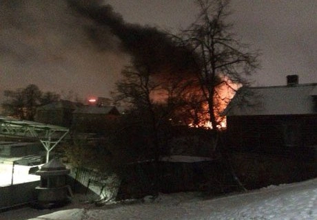 На центральном рынке Рязани сгорел торговый павильон | ya62.ru