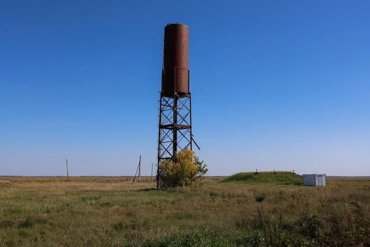 Потребовали вернуть грязную. Репортаж из села, где самая дорогая вода в стране