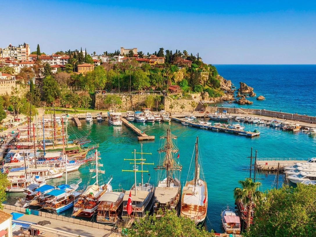 Анталья — лучшее направление для отдыха с детьми: все, что нужно знать перед поездкой на популярный курорт | marieclaire.ru