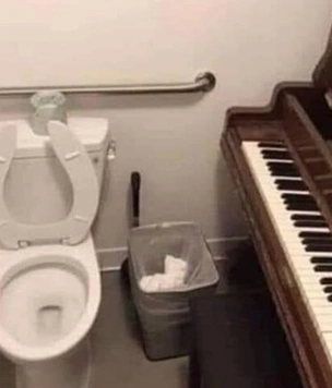 35 уродливых домов и квартир (неказистая галерея)