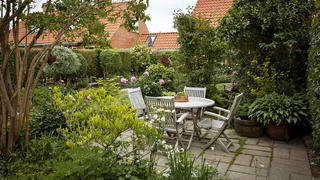 Маленький, уютный сад на трех сотках под Копенгагеном