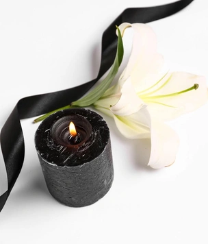 Знаменитости, которые умерли за осень 2025 года, а вы и не знаете