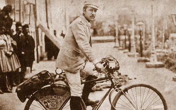 Вокруг света на двух колесах: удивительное путешествие Фрэнка Ленца, которое закончилось исчезновением