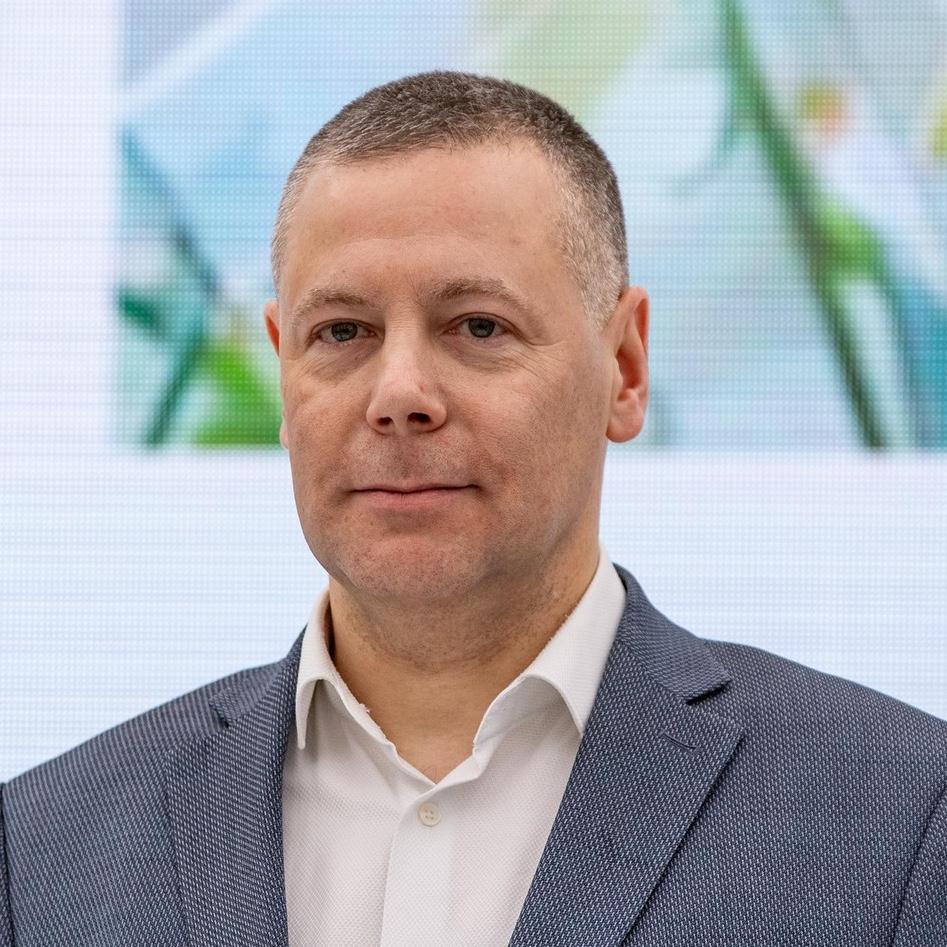 <p>Михаил Евраев </p>