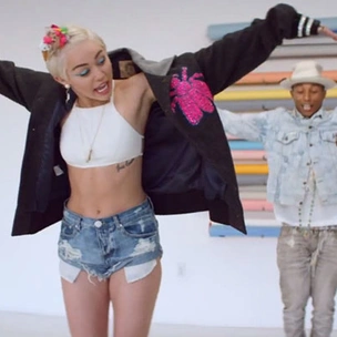 Фаррелл Уильямс представил клип «Come get it bae»