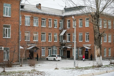 Пациентка роддома при 20-й больнице показала полные палаты