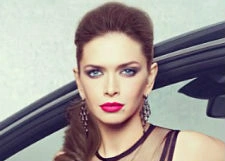 Вера Брежнева стала шатенкой