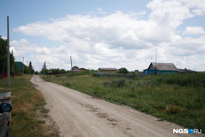 Зимует на Кустарной Наталья Ивановна обычно в одиночестве, с этого года компанию ей будет составлять брат | Источник: Андрей Бортко / NGS.ru