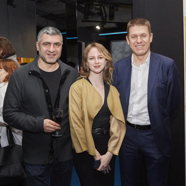 Авитис Назарян (TV Sale), Светлана Герасимова и Владимир Аристархов (директор НИИ им Лихачева) | Источник: Пресс-служба