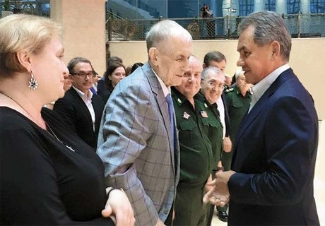 В Минобороны России прошел вечер Евгения Евтушенко | ya62.ru