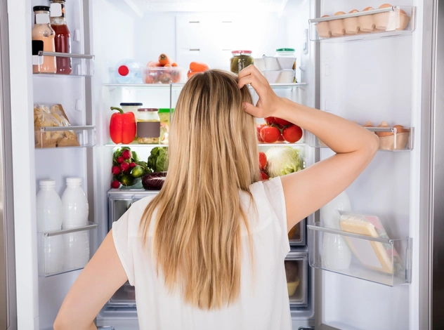 Вредят вам каждый день: 5 самых опасных продуктов в холодильнике — уберите их прямо сейчас
