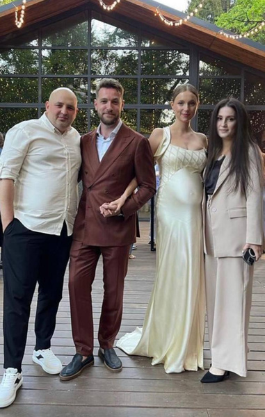 Ведет беременную невесту под венец: свадьба звезды Comedy Club Андрея Бебуришвили
