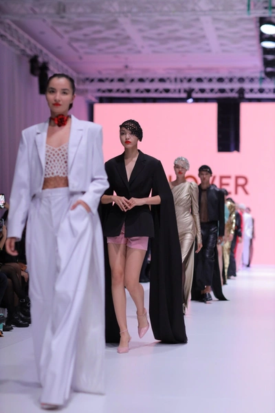 Все самое интересное со второго дня нового сезона Visa Fashion Week Almaty